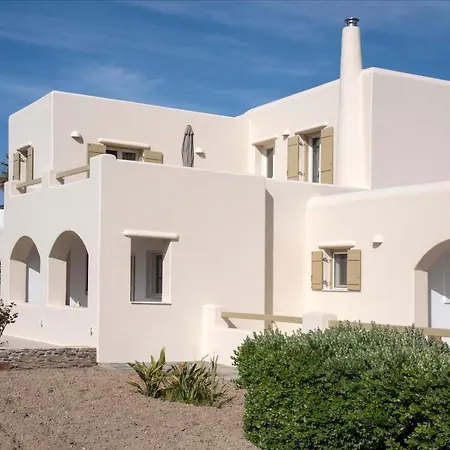 αggelos Paros Naousa (Paros)